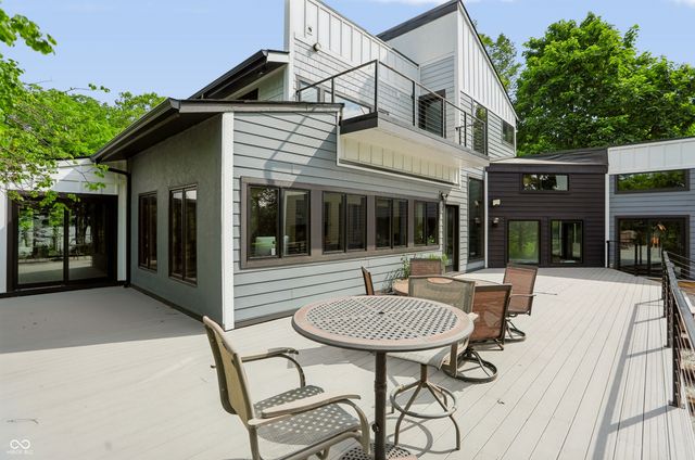 8315 Eagle Crest Lane, Indianapolis, IN 46234