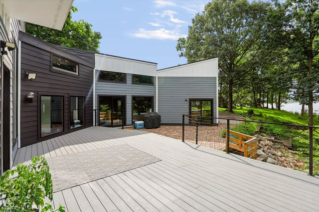 8315 Eagle Crest Lane, Indianapolis, IN 46234