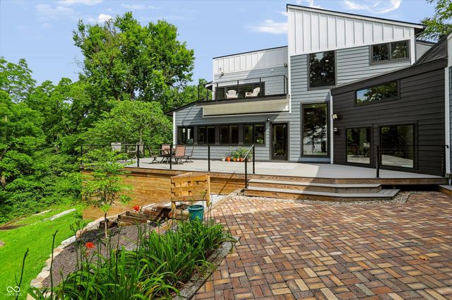 8315 Eagle Crest Lane, Indianapolis, IN 46234