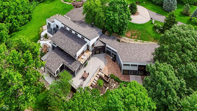 8315 Eagle Crest Lane, Indianapolis, IN 46234