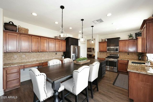 3267 E MAPLEWOOD Street, Gilbert, AZ 85297