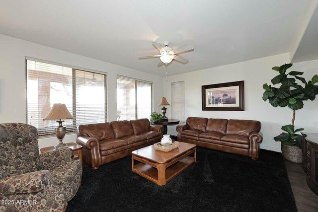 3267 E MAPLEWOOD Street, Gilbert, AZ 85297