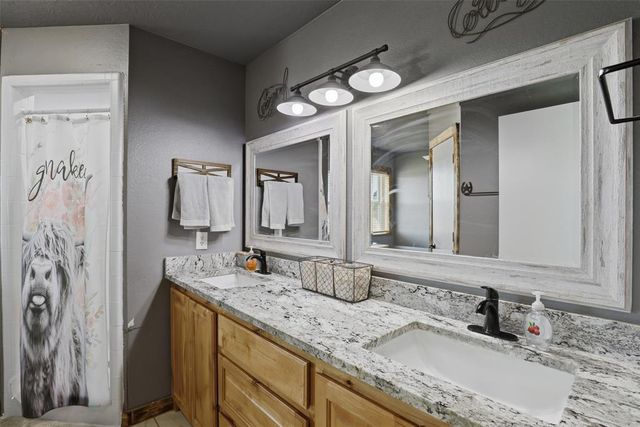 1763 County Road 1260, Tuttle, OK 73089