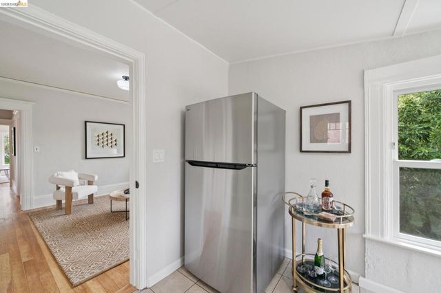 3781 Manila Ave, Oakland, CA 94609