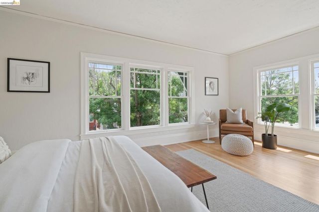 3781 Manila Ave, Oakland, CA 94609