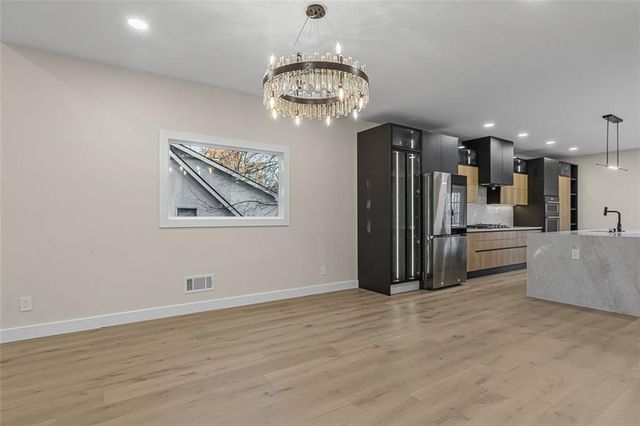 11935 Wildwood Springs Drive, Roswell, GA 30075