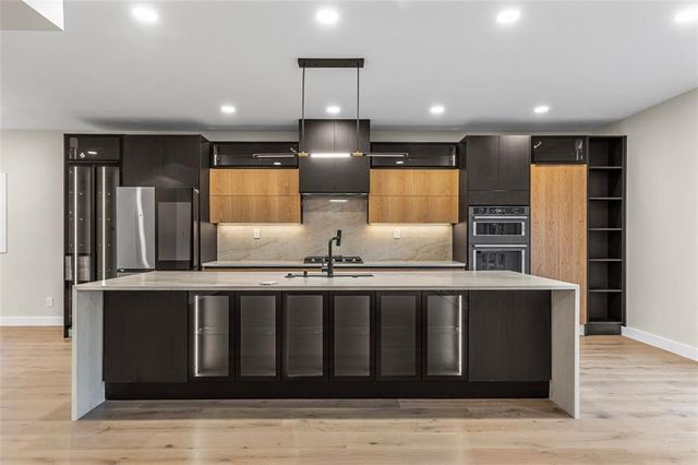 11935 Wildwood Springs Drive, Roswell, GA 30075