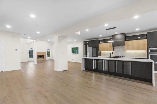 11935 Wildwood Springs Drive, Roswell, GA 30075