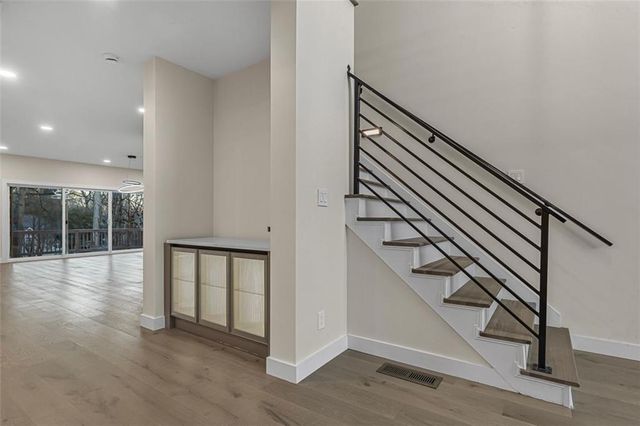 11935 Wildwood Springs Drive, Roswell, GA 30075