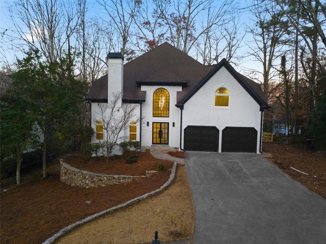 11935 Wildwood Springs Drive, Roswell, GA 30075