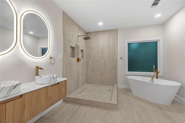 11935 Wildwood Springs Drive, Roswell, GA 30075