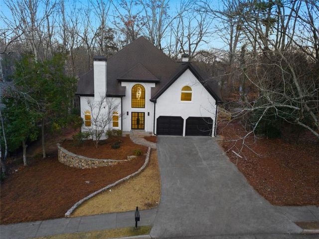 11935 Wildwood Springs Drive, Roswell, GA 30075