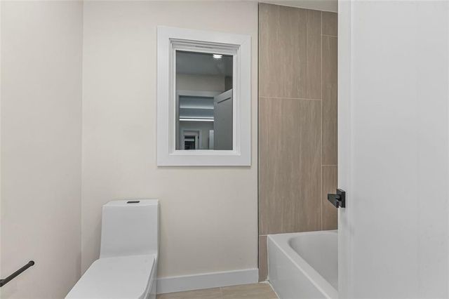 11935 Wildwood Springs Drive, Roswell, GA 30075