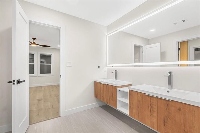 11935 Wildwood Springs Drive, Roswell, GA 30075