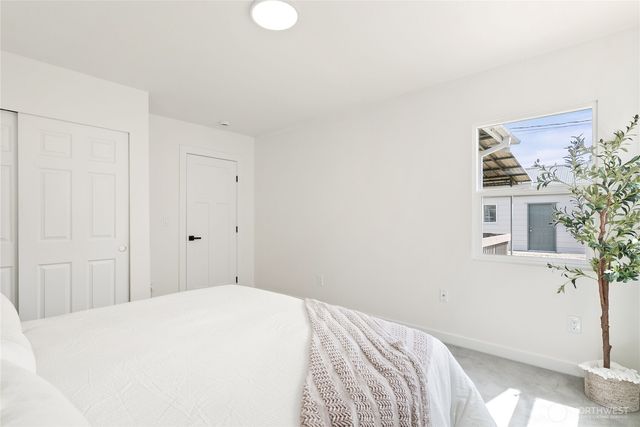 139 N Lenore Avenue, Arlington, WA 98223