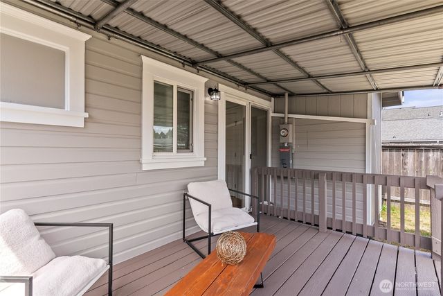 139 N Lenore Avenue, Arlington, WA 98223