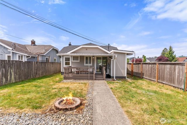 139 N Lenore Avenue, Arlington, WA 98223