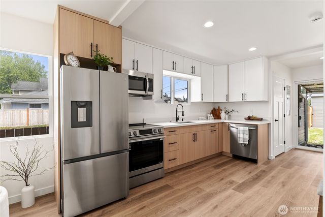 139 N Lenore Avenue, Arlington, WA 98223