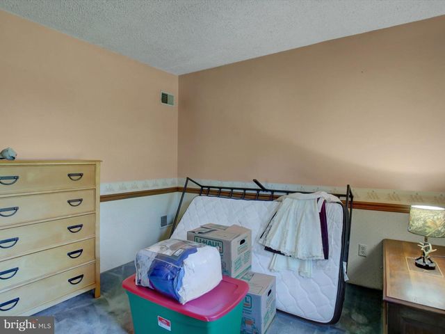 2582 GUILFORD STATION ROAD, Chambersburg, PA 17202