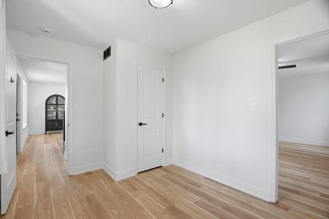 7000 S RANGELINE RD, Columbia, MO 65201