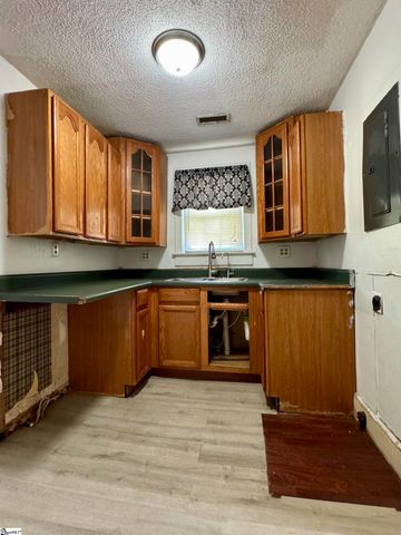 190 Briarcliff Road, Spartanburg, SC 29301