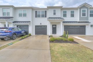 4318 Spyglass Dr, Murfreesboro, TN 37127