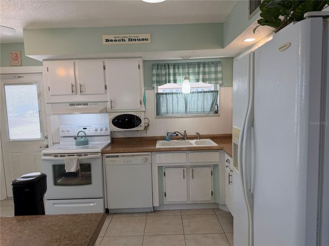 330 LASAYETTE DRIVE NE, Port Charlotte, FL 33952