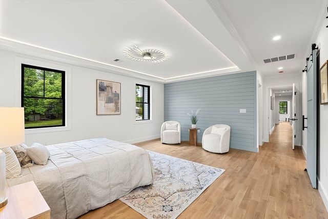4 Fitzpatrick Ln, Billerica, MA 01862