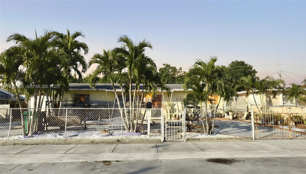 3861 NW 177th Street, Miami Gardens, FL 33055