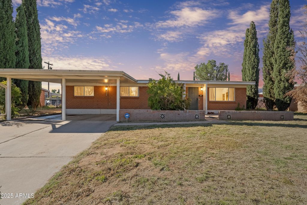 1416 ANDREA Drive, Sierra Vista, AZ 85635