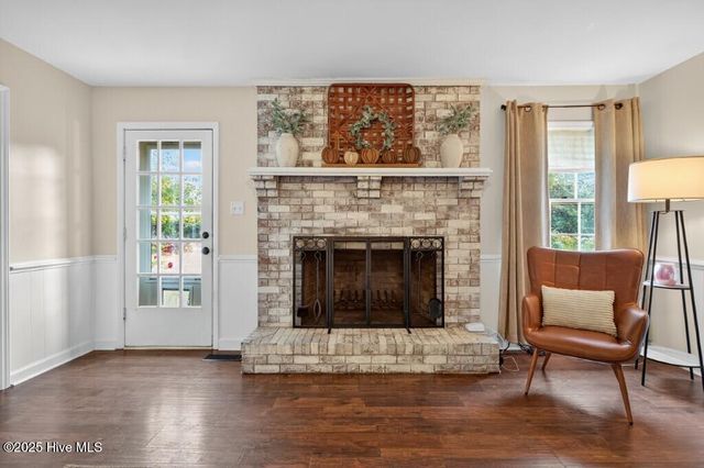 4913 Cypress Shores Drive, New Bern, NC 28562