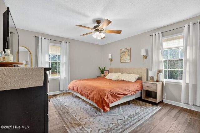 4913 Cypress Shores Drive, New Bern, NC 28562