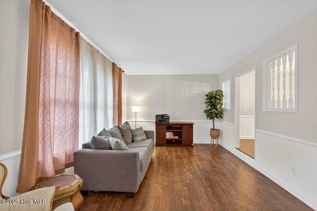 4913 Cypress Shores Drive, New Bern, NC 28562