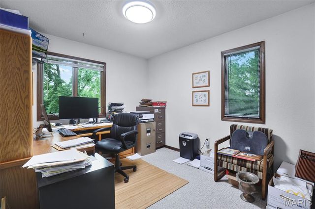 125 Northlane Drive, Glen Carbon, IL 62034