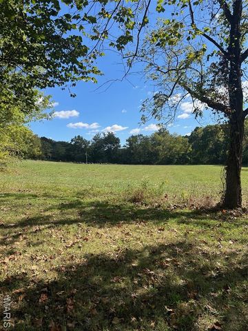 1477 Old Iron Road, Hermann, MO 65041