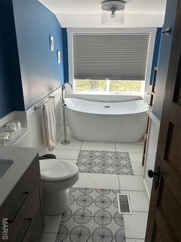 1477 Old Iron Road, Hermann, MO 65041