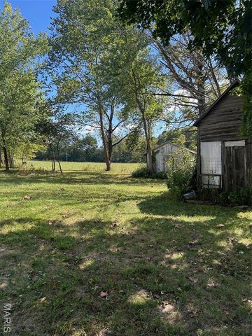 1477 Old Iron Road, Hermann, MO 65041