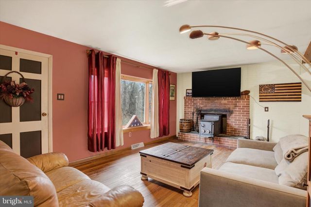 659 MOORES MOUNTAIN RD, Mechanicsburg, PA 17055