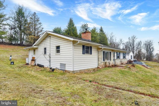 659 MOORES MOUNTAIN RD, Mechanicsburg, PA 17055