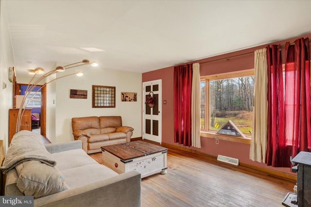 659 MOORES MOUNTAIN RD, Mechanicsburg, PA 17055