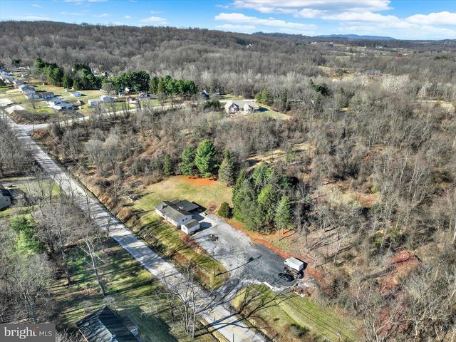 659 MOORES MOUNTAIN RD, Mechanicsburg, PA 17055