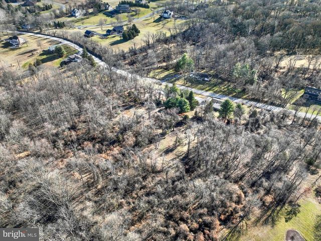 659 MOORES MOUNTAIN RD, Mechanicsburg, PA 17055