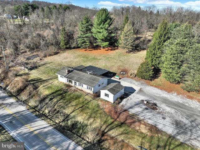659 MOORES MOUNTAIN RD, Mechanicsburg, PA 17055