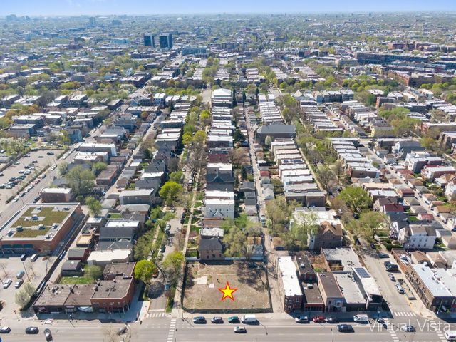 2758 N Mozart Street, Chicago, IL 60647