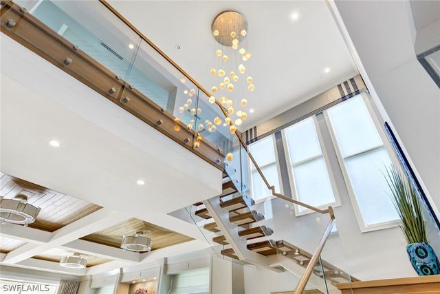 6892 Leeward WAY, Naples, FL 34109