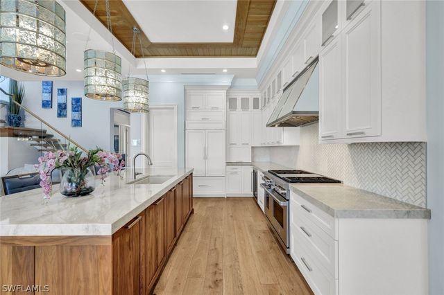 6892 Leeward WAY, Naples, FL 34109