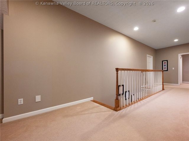 211 Bentwood Road, Hurricane, WV 25526