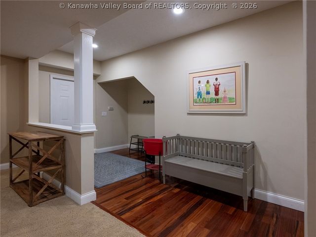 211 Bentwood Road, Hurricane, WV 25526