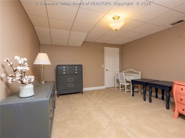 211 Bentwood Road, Hurricane, WV 25526