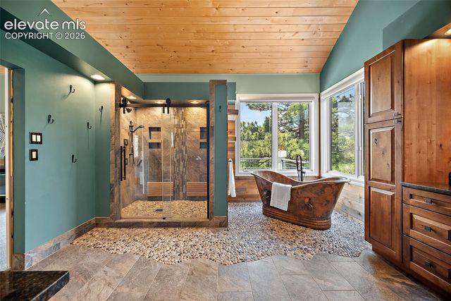6230 Spurwood Drive, Colorado Springs, CO 80918
